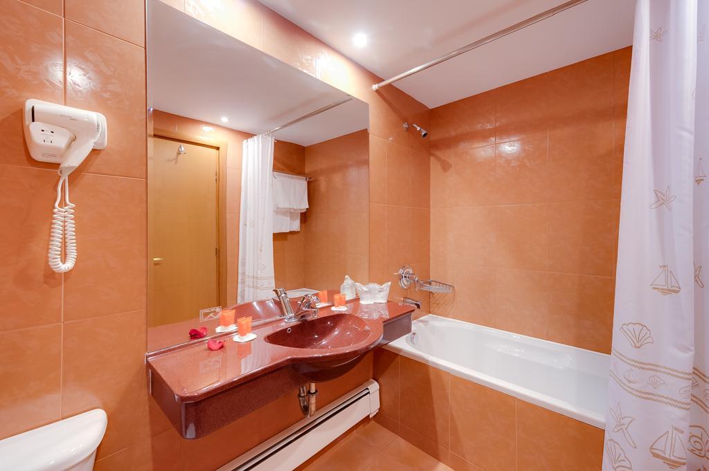 Hotel Palas Мамая Екстериор снимка