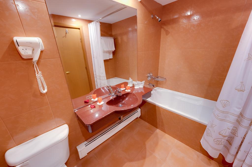 Hotel Palas Мамая Екстериор снимка
